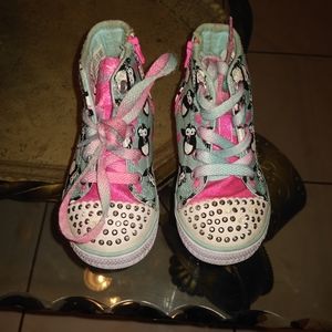 Girls light up Skechers